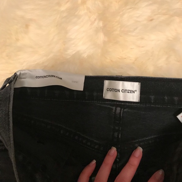 SOLD.NWT Cotton Citizen Bowery Denim Short - Picture 7 of 8